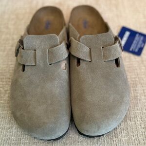 Birkenstock Boston taupe suede mule clogs